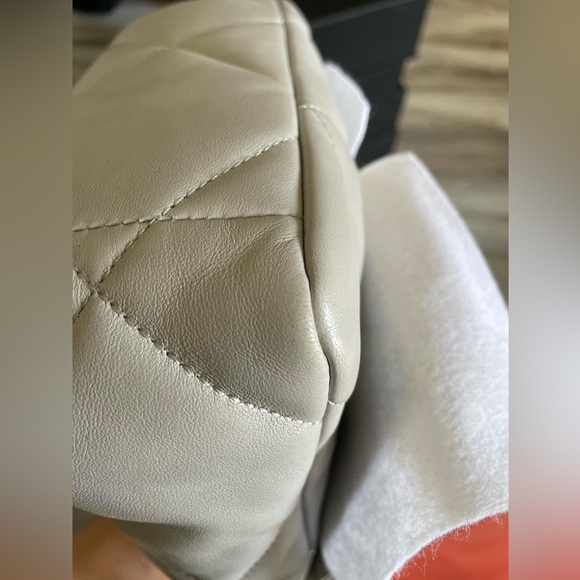 Chanel flap 19 Grey Ghw sold ♥️ - Picture 10 of 13